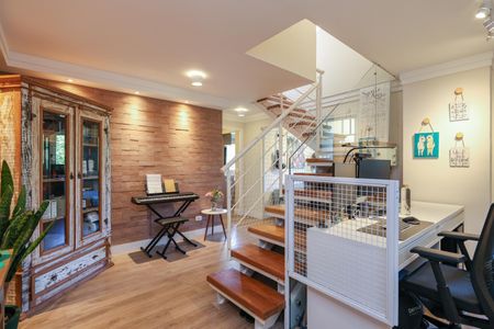 Apartamento à venda com 128m², 3 quartos e 2 vagas Apartamento à venda com 128m², 3 quartos e 2 vagasSala