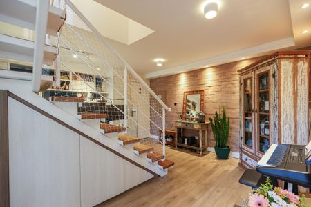 Apartamento à venda com 128m², 3 quartos e 2 vagas Apartamento à venda com 128m², 3 quartos e 2 vagasSala