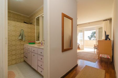 Casa à venda com 400m², 4 quartos e 4 vagasBanheiro da Suíte