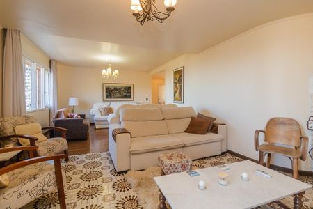 Casa à venda com 400m², 4 quartos e 4 vagasSala