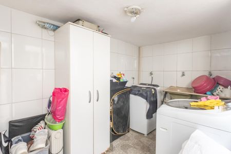 Casa à venda com 100m², 2 quartos e 1 vagaÁrea de Serviço