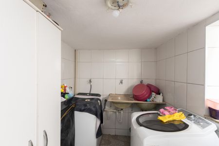 Casa à venda com 100m², 2 quartos e 1 vagaÁrea de Serviço