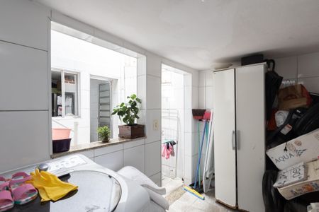 Casa à venda com 100m², 2 quartos e 1 vagaÁrea de Serviço