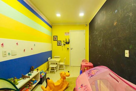 Apartamento para alugar com 41m², 2 quartos e sem vaga Apartamento para alugar com 41m², 2 quartos e sem vagaÁrea comum - Brinquedoteca