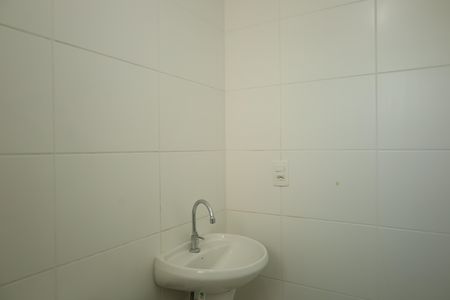 Apartamento para alugar com 41m², 2 quartos e sem vagaBanheiro