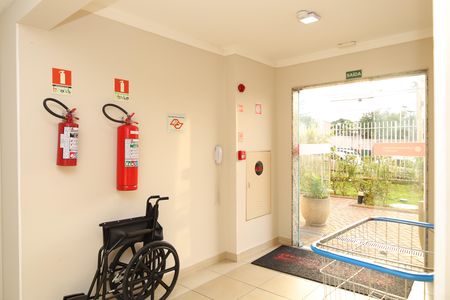 Apartamento para alugar com 41m², 2 quartos e sem vagaÁrea comum - Saguão do prédio