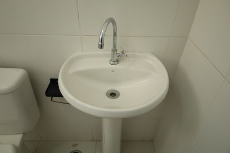 Apartamento para alugar com 41m², 2 quartos e sem vagaBanheiro