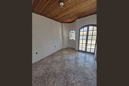Casa para alugar com 90m², 3 quartos e 1 vaga