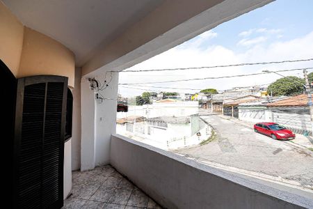 Casa para alugar com 90m², 3 quartos e 1 vaga