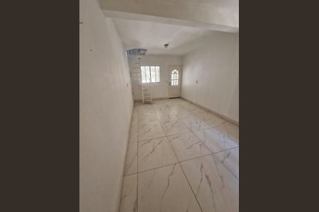 Casa para alugar com 90m², 3 quartos e 1 vaga