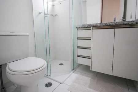 Apartamento à venda com 70m², 3 quartos e 2 vagasBanheiro da Suíte 1