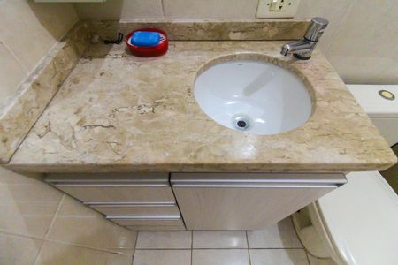 Casa à venda com 250m², 3 quartos e 4 vagasBanheiro Social