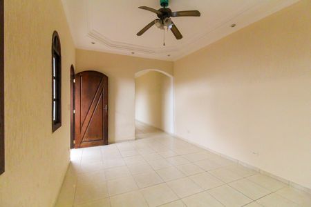 Casa à venda com 250m², 3 quartos e 4 vagasSala