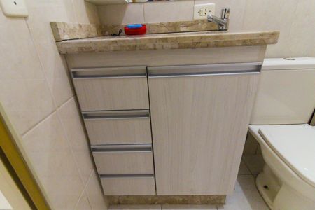 Casa à venda com 250m², 3 quartos e 4 vagasBanheiro Social