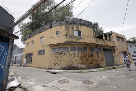 Casa à venda com 200m², 6 quartos e 1 vagaFachada