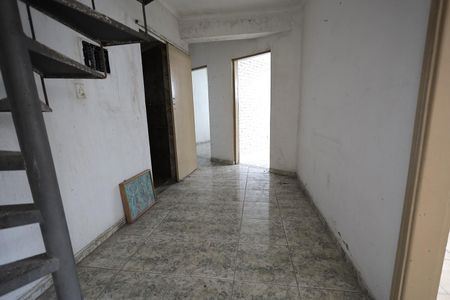 Casa à venda com 200m², 6 quartos e 1 vagaCorredor