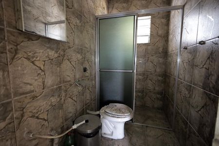 Casa à venda com 200m², 6 quartos e 1 vagaBanheiro 3