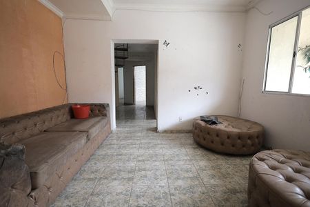 Sala de casa à venda com 6 quartos, 200m² em Centro, Santo André