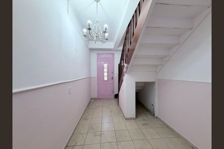 Casa para alugar com 45m², 2 quartos e 1 vagaEntrada