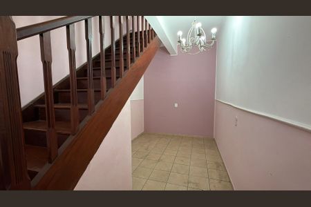 Casa para alugar com 45m², 2 quartos e 1 vagaEntrada