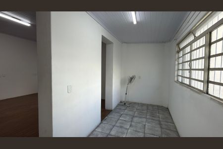Casa para alugar com 45m², 2 quartos e 1 vagaSuite
