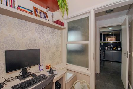 Apartamento à venda com 157m², 3 quartos e 2 vagasEscritório