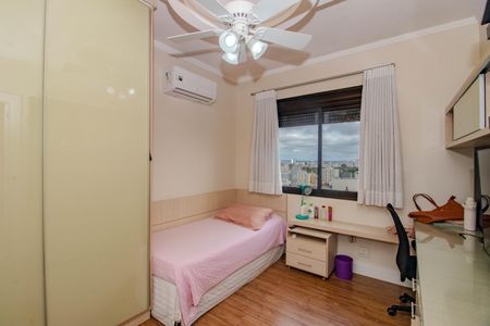 Apartamento à venda com 157m², 3 quartos e 2 vagasSuíte 2