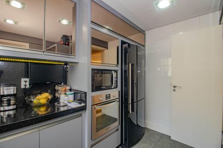 Apartamento à venda com 157m², 3 quartos e 2 vagasCozinha e Área de Serviço