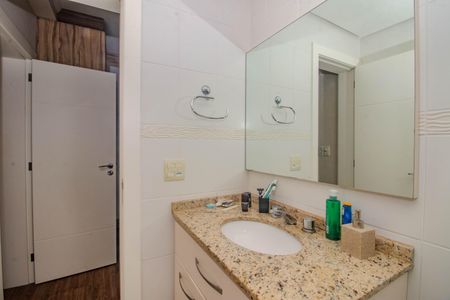 Apartamento à venda com 157m², 3 quartos e 2 vagasBanheiro da Suíte 1