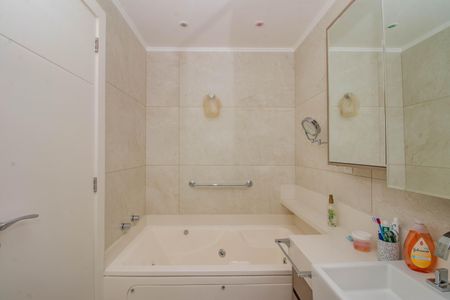 Apartamento à venda com 157m², 3 quartos e 2 vagasBanheiro da Suíte 3