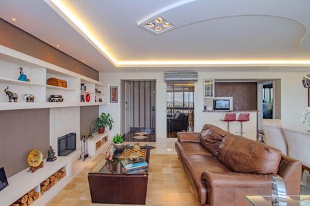Sala de apartamento à venda com 3 quartos, 157m² em Rio Branco, Porto Alegre