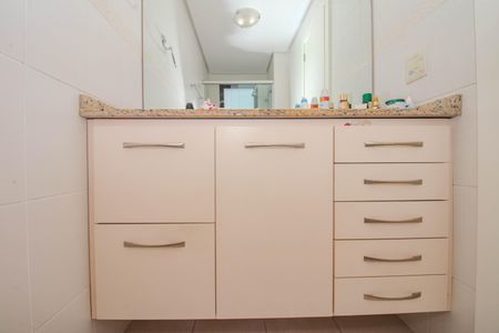 Apartamento à venda com 157m², 3 quartos e 2 vagasBanheiro da Suíte 2