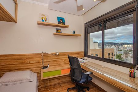 Apartamento à venda com 157m², 3 quartos e 2 vagasSuíte 1