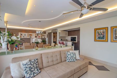 Sala de apartamento à venda com 3 quartos, 157m² em Rio Branco, Porto Alegre