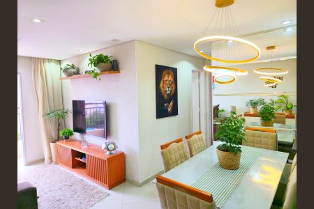 Sala de apartamento à venda com 2 quartos, 58m² em Jardim Flor da Montanha, Guarulhos