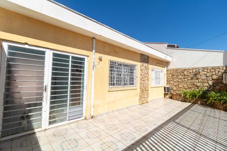 Casa à venda com 140m², 3 quartos e 2 vagasGaragem