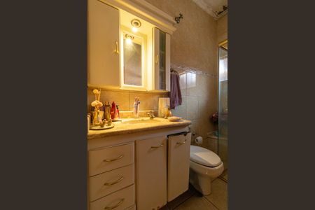 Casa à venda com 140m², 3 quartos e 2 vagasBanheiro