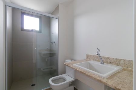 Apartamento à venda com 73m², 2 quartos e 2 vagasBanheiro da suíte 1