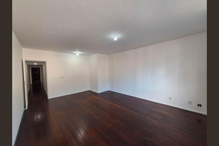 Sala de apartamento para alugar com 3 quartos, 112m² em Santa Rosa, Niterói