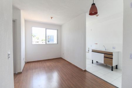 Sala de apartamento para alugar com 2 quartos, 42m² em Vila Lourdes, São Paulo