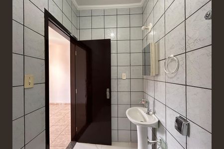 Casa à venda com 92m², 3 quartos e 1 vaga Casa à venda com 92m², 3 quartos e 1 vagaBanheiro da Suíte