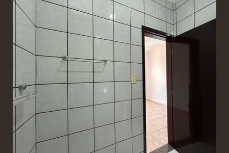 Casa à venda com 92m², 3 quartos e 1 vaga Casa à venda com 92m², 3 quartos e 1 vagaBanheiro da Suíte