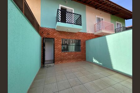 Casa à venda com 92m², 3 quartos e 1 vaga Casa à venda com 92m², 3 quartos e 1 vagaGaragem