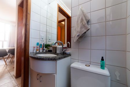 Apartamento à venda com 54m², 2 quartos e 1 vagaBanheiro Social