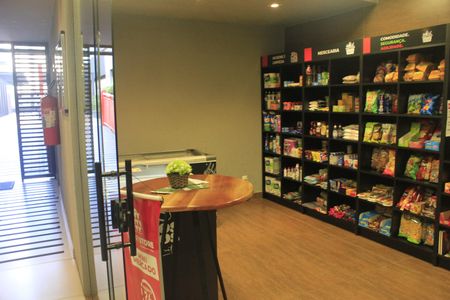 Apartamento à venda com 71m², 2 quartos e 1 vagaÁrea comum