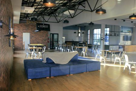 Apartamento à venda com 71m², 2 quartos e 1 vagaÁrea comum