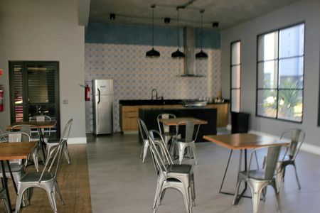 Apartamento à venda com 71m², 2 quartos e 1 vagaÁrea comum