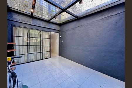 Casa à venda com 130m², 3 quartos e 1 vagaGaragem