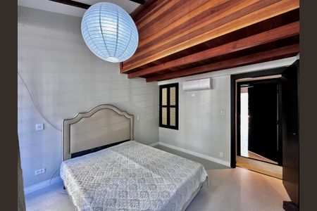 Quarto 1 de casa à venda com 3 quartos, 130m² em Campo Belo, São Paulo