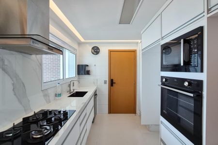 Apartamento à venda com 130m², 3 quartos e 4 vagasCozinha 